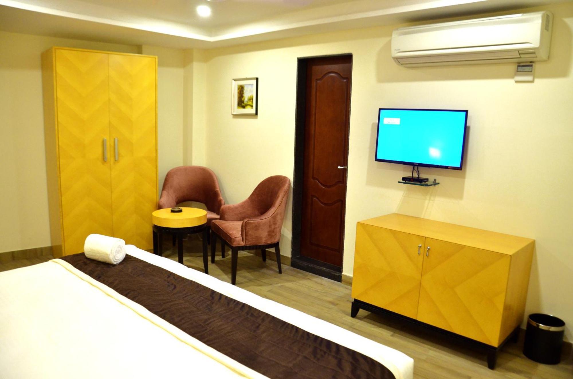 The Ved Mantra Hotel Gwalior Ngoại thất bức ảnh